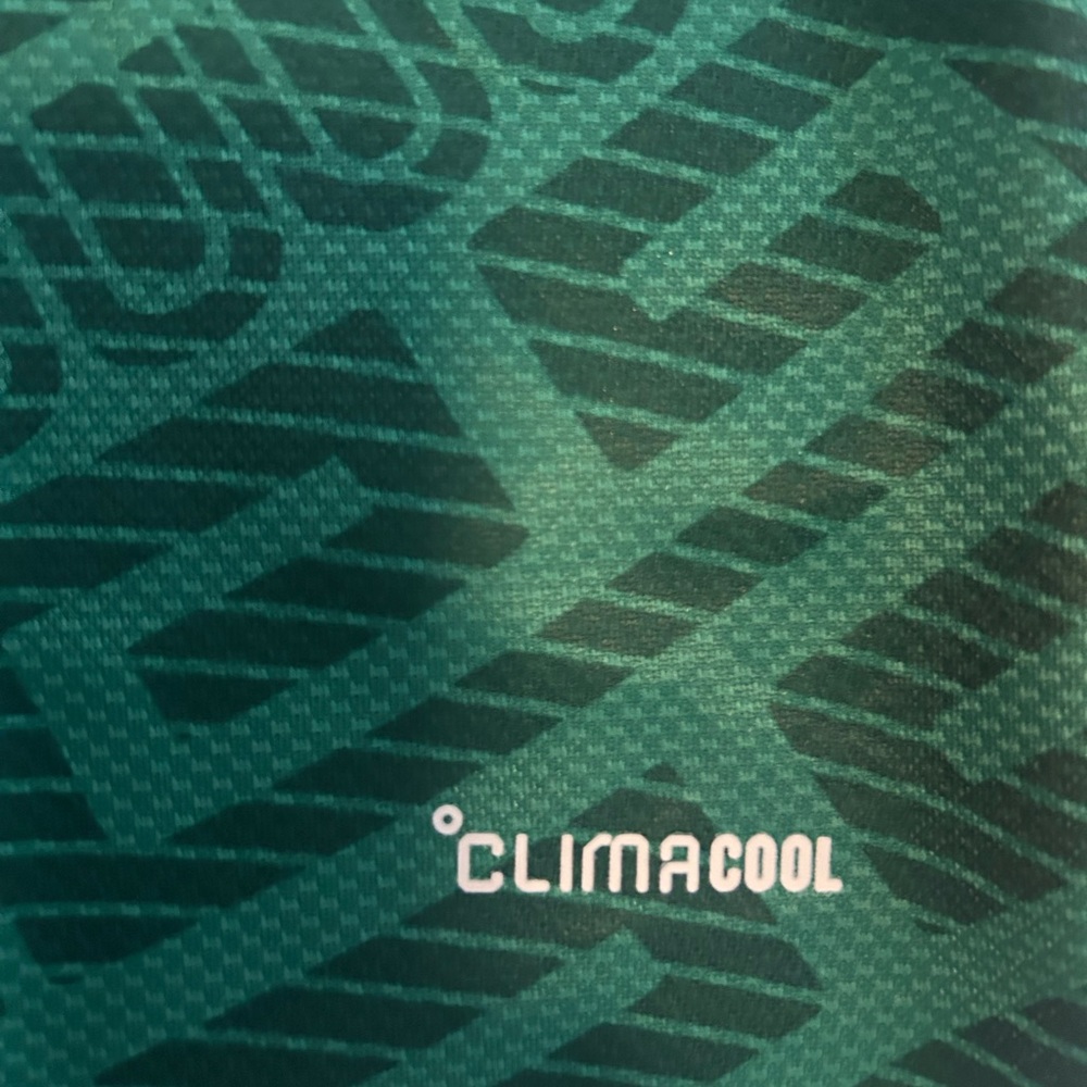 Adidas Green Mexico Soccer 2026 Jersey - Picture 4 of 6